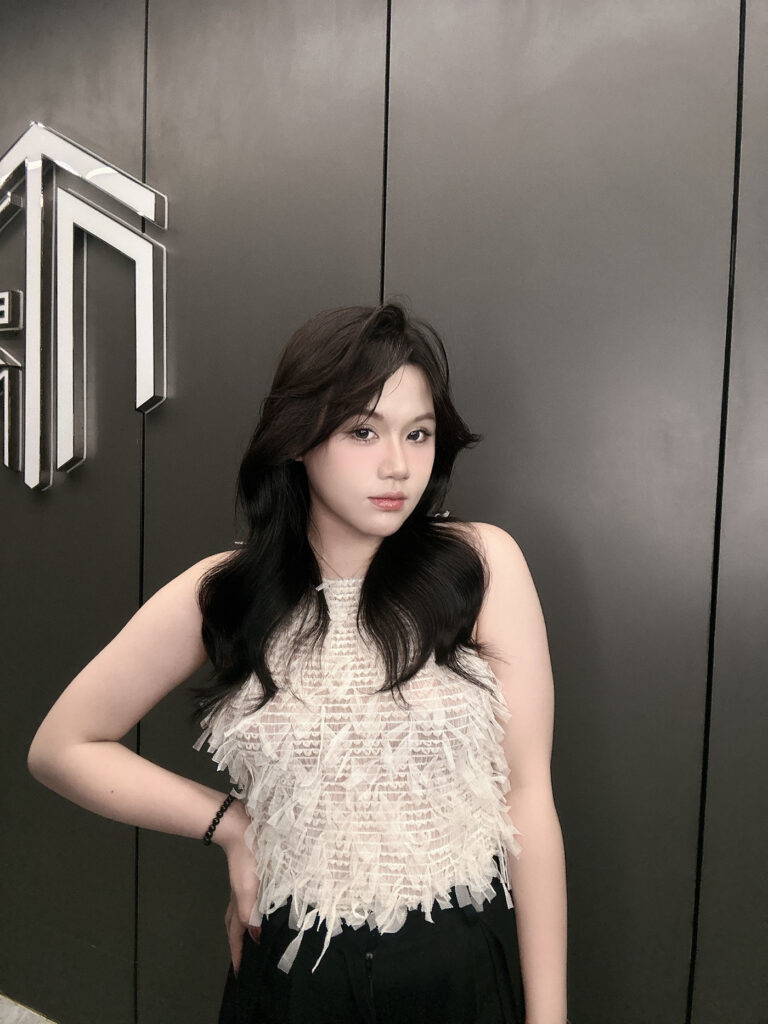 Khong gian salon toc Nhat Tam Hair Salon